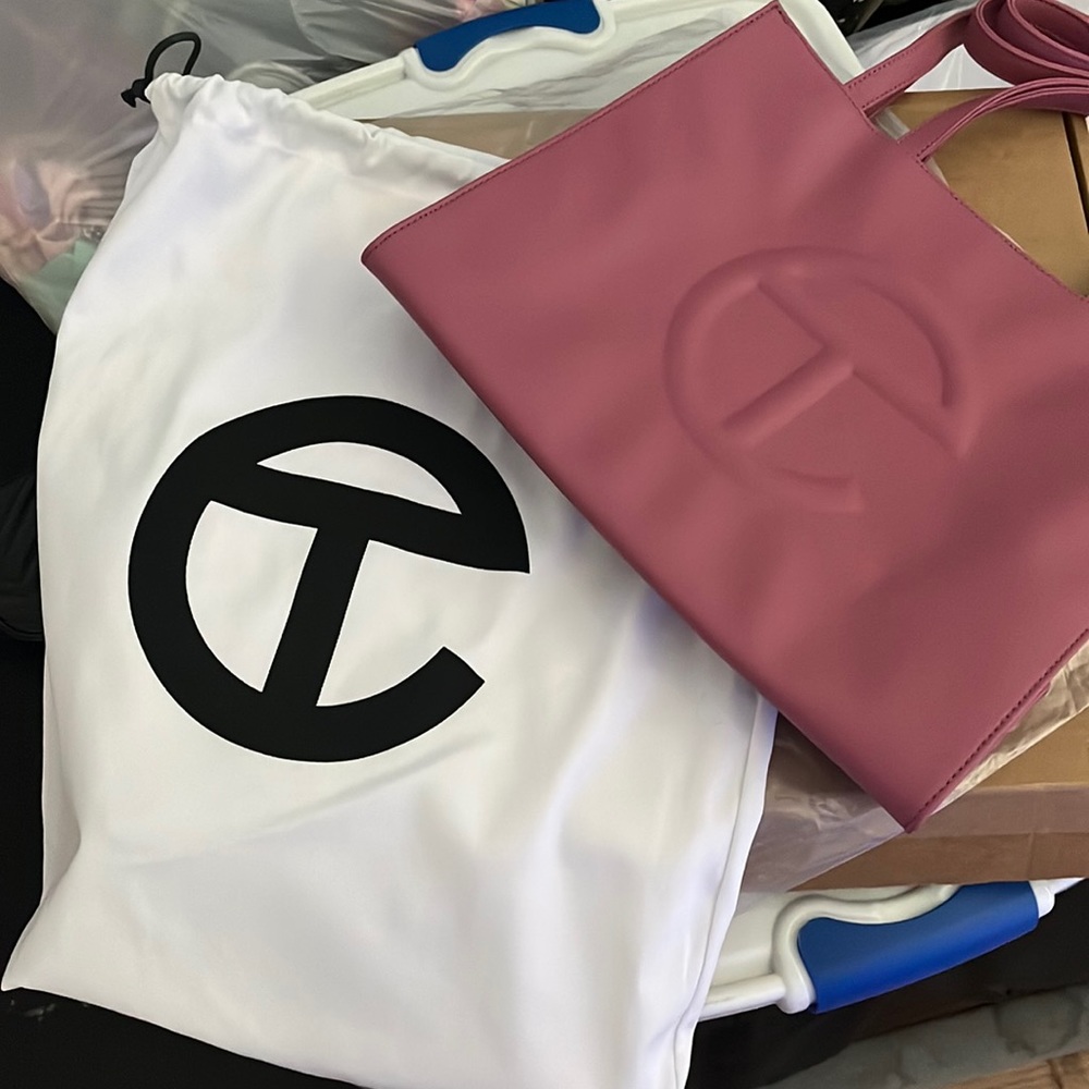 Telfar Médium Corned Beef Shopping Bag